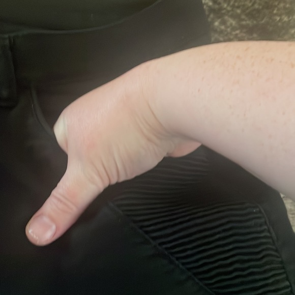 Worn 4 times, gently, pair of Love & Legend dark stretch jeans w/ zipper detail. - Picture 5 of 11